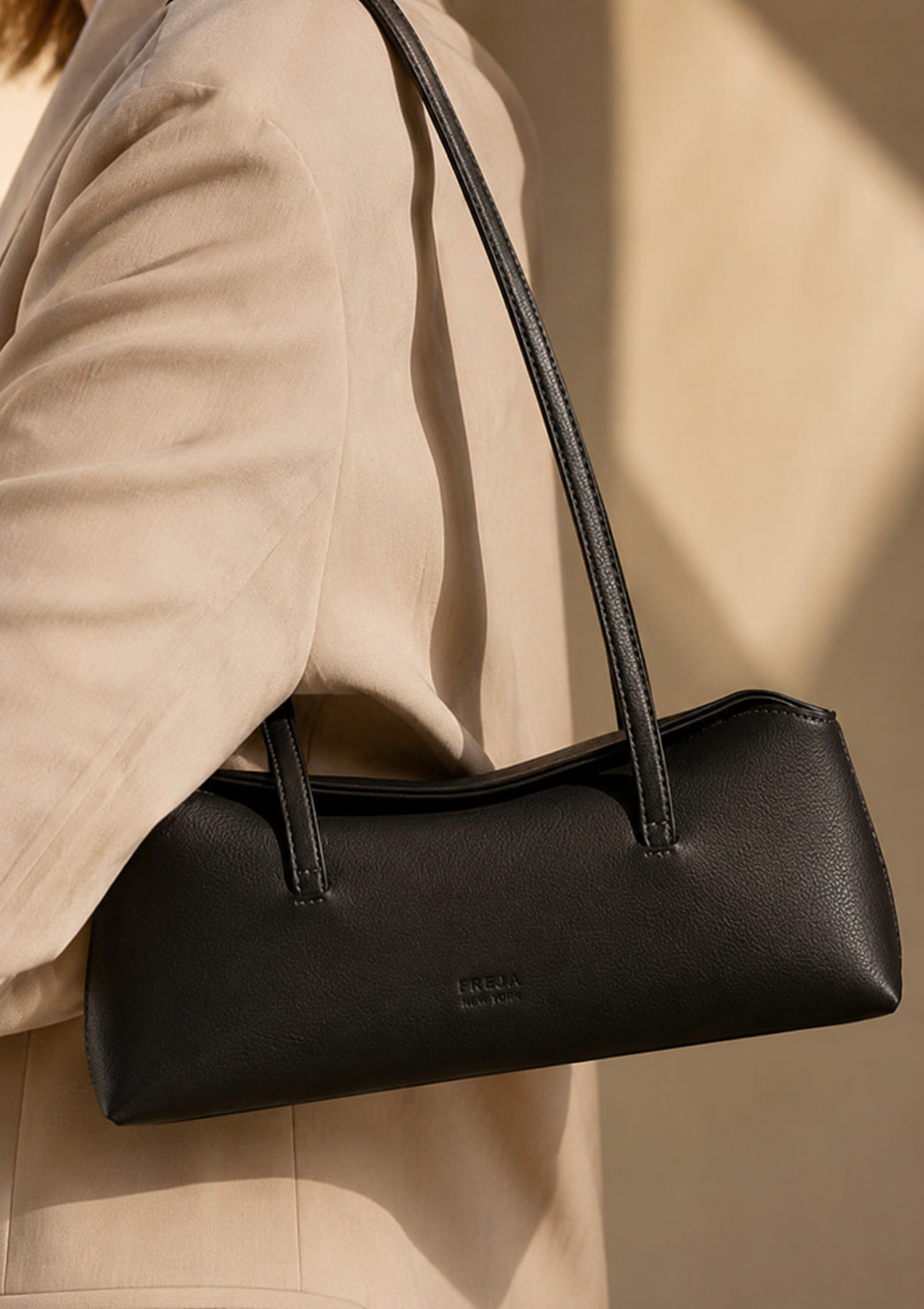 Minimal black leather shoulder bag — after Clueless